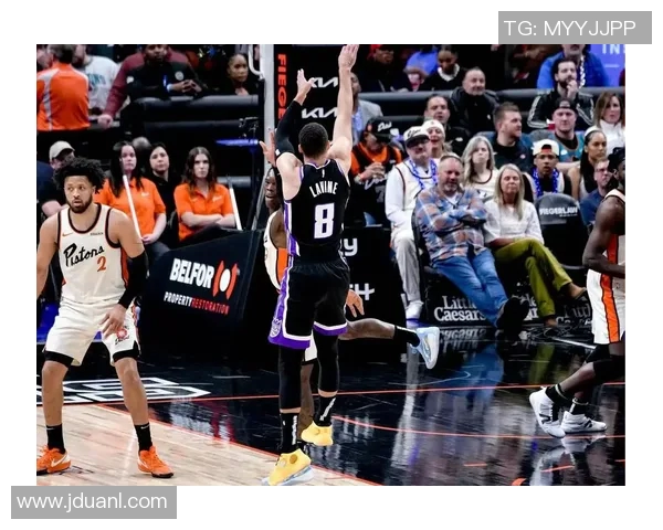 2015年快船与国王精彩对决全场录像回顾与分析